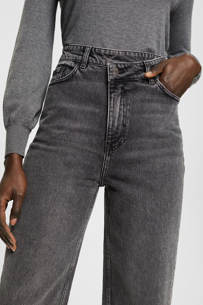 Crossed High-Rise Wide Tapered Jeans, BLACK MEDIUM WASHED, detail image number 1