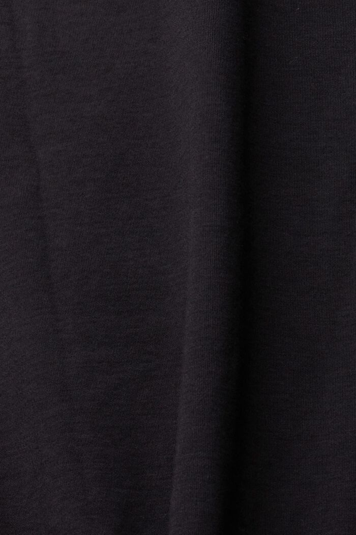 T-shirt with a breast pocket, BLACK, detail image number 1