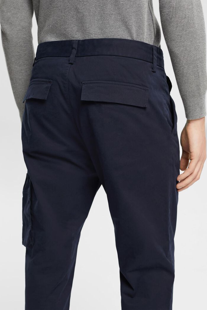 Chinos with a cargo pocket, NAVY, detail image number 4