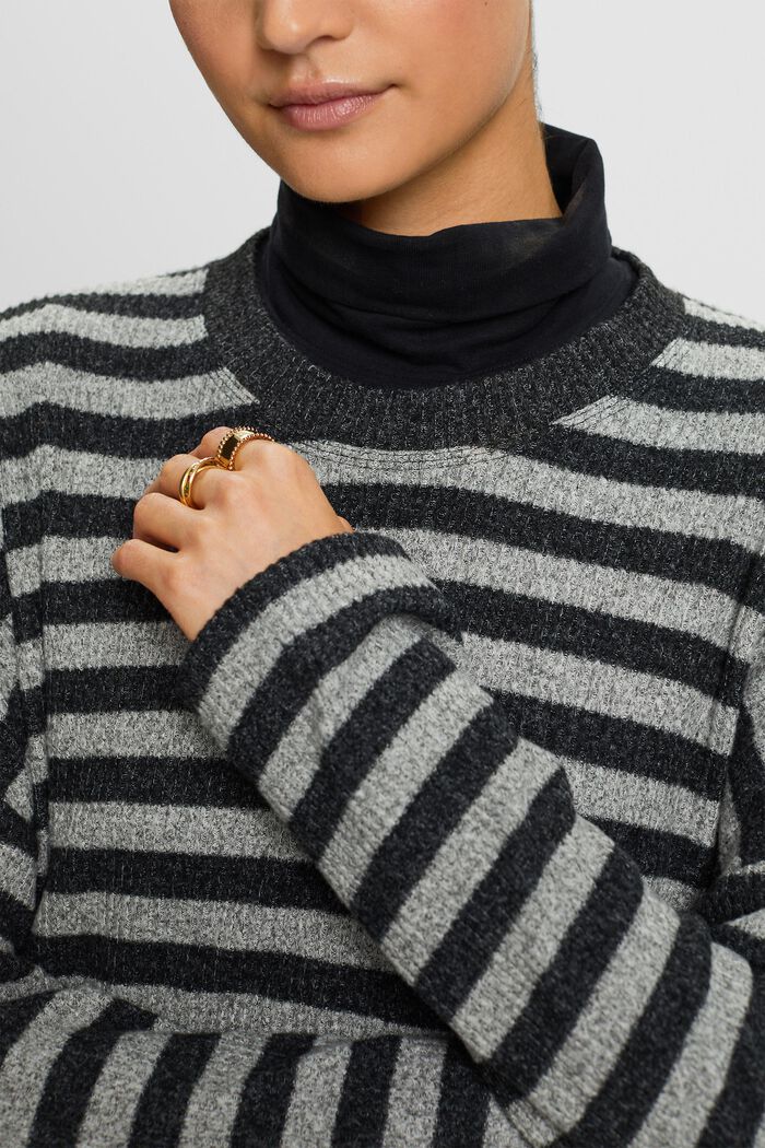 Striped Sweater, BLACK, detail image number 1