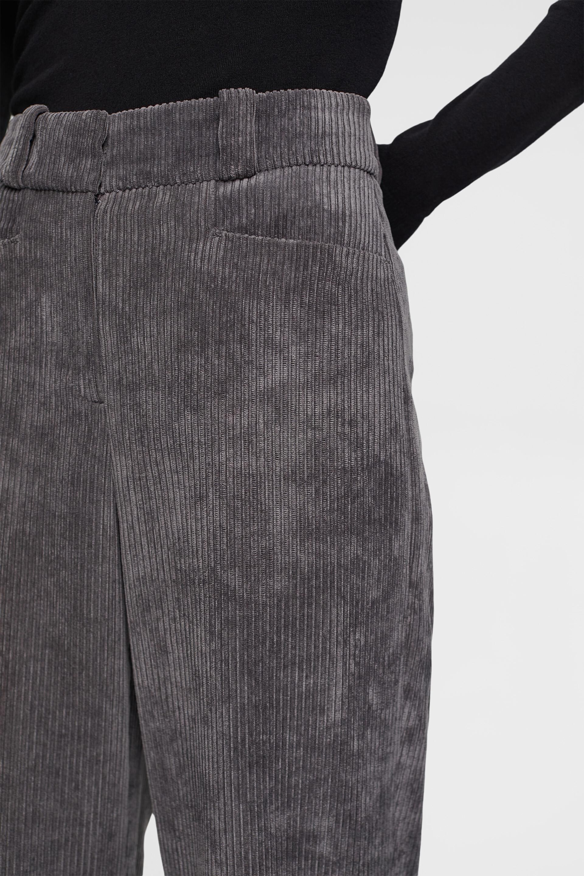 ESPRIT  Midrise corduroy trousers at our online shop