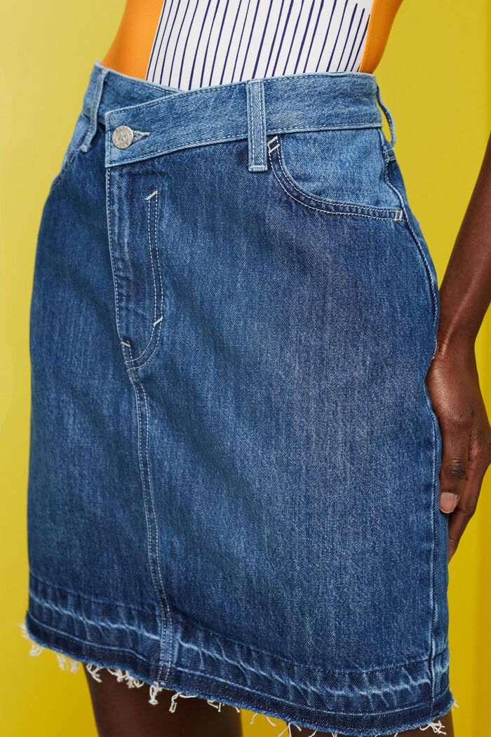 Jeans mini skirt with an asymmetric hem, BLUE DARK WASHED, detail image number 2
