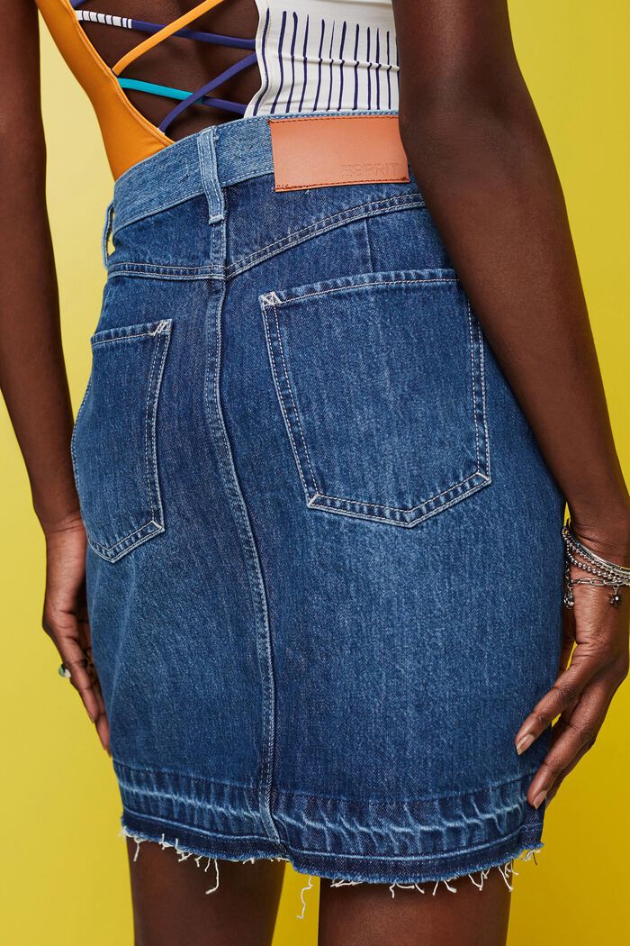Jeans mini skirt with an asymmetric hem, BLUE DARK WASHED, detail image number 4