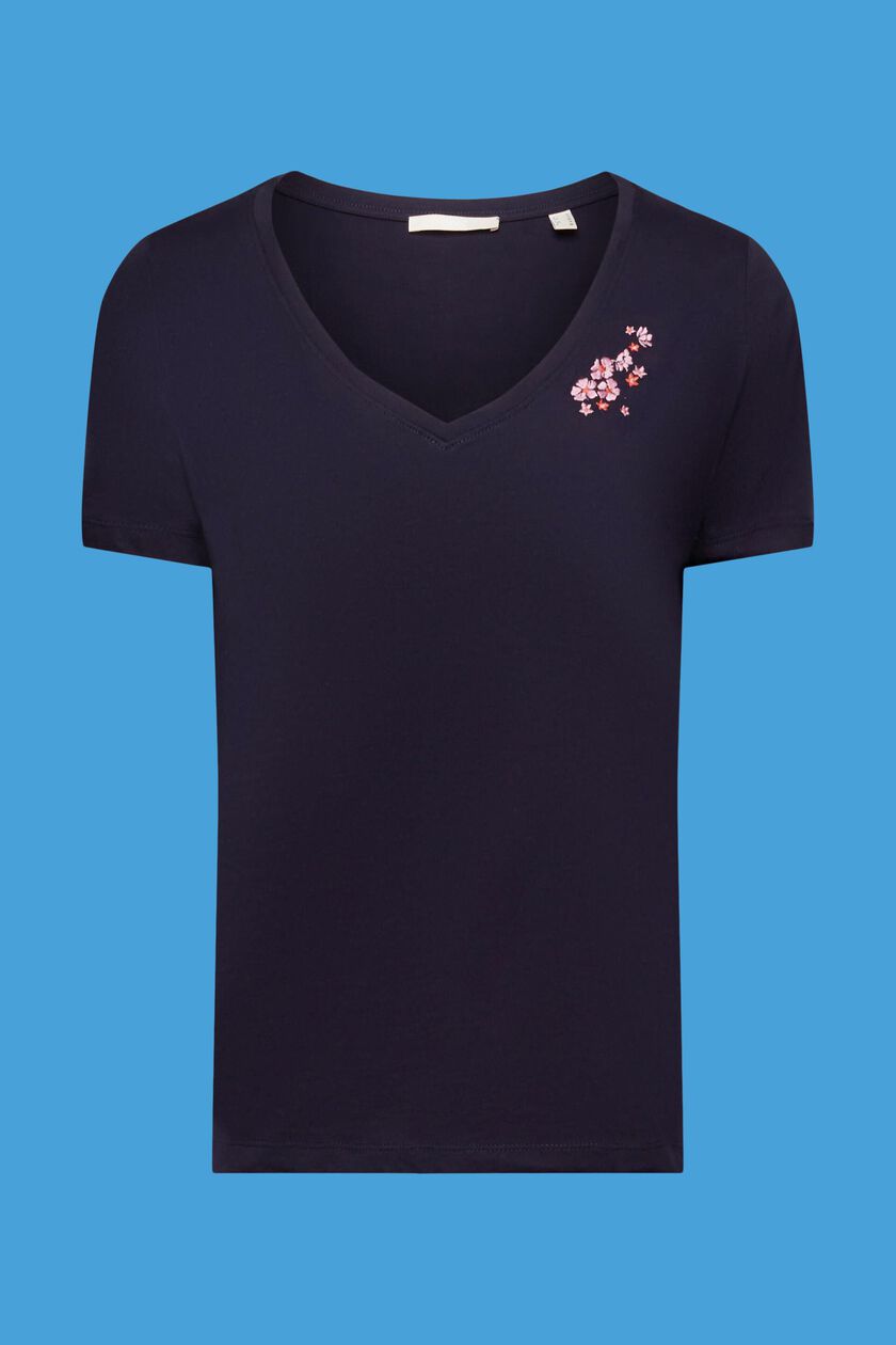V-neck t-shirt with floral embroidery