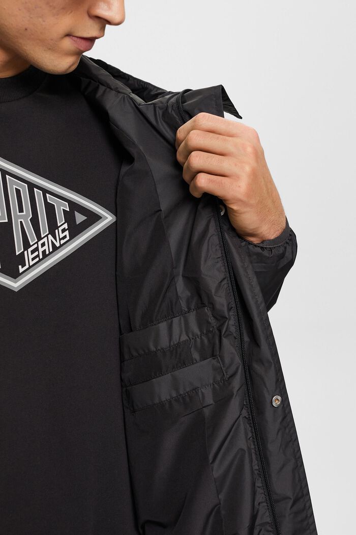 Lightweight Hooded Rain Jacket, BLACK, detail image number 2